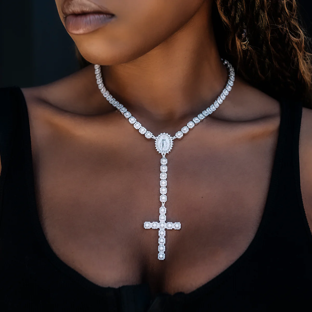 Women's Moissanite Micro Clustered Rosary Chain | GLD - The GLD Shop 8 Women's Moissanite Micro Clustered Rosary Chain | GLD - The GLD Shop