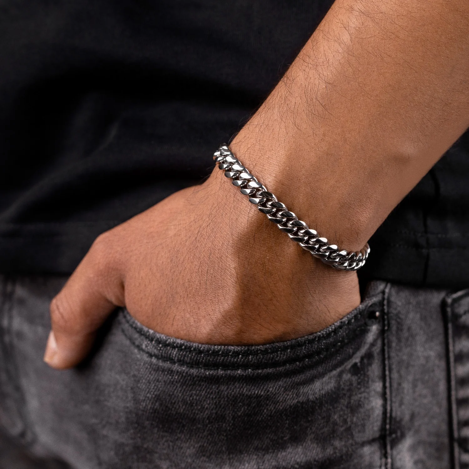 Miami Cuban Link Bracelet in White Gold- 8mm - The GLD Shop 1 Miami Cuban Link Bracelet in White Gold- 8mm - The GLD Shop