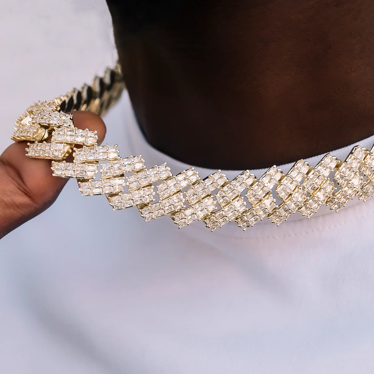 Baguette Prong Set Cuban Chain in Yellow Gold- 19mm - The GLD Shop 1 Baguette Prong Set Cuban Chain in Yellow Gold- 19mm - The GLD Shop