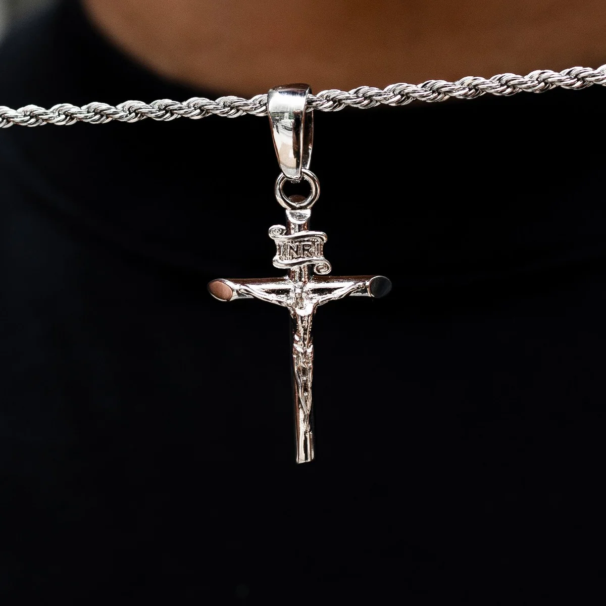 Crucifix Pendant in White Gold - The GLD Shop